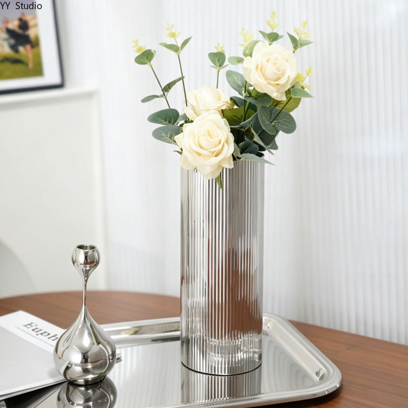 Desk Setup Minimalist - Vaso de Aço Inoxidável Luxuoso, Decoração
